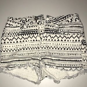 Bull Head shorts